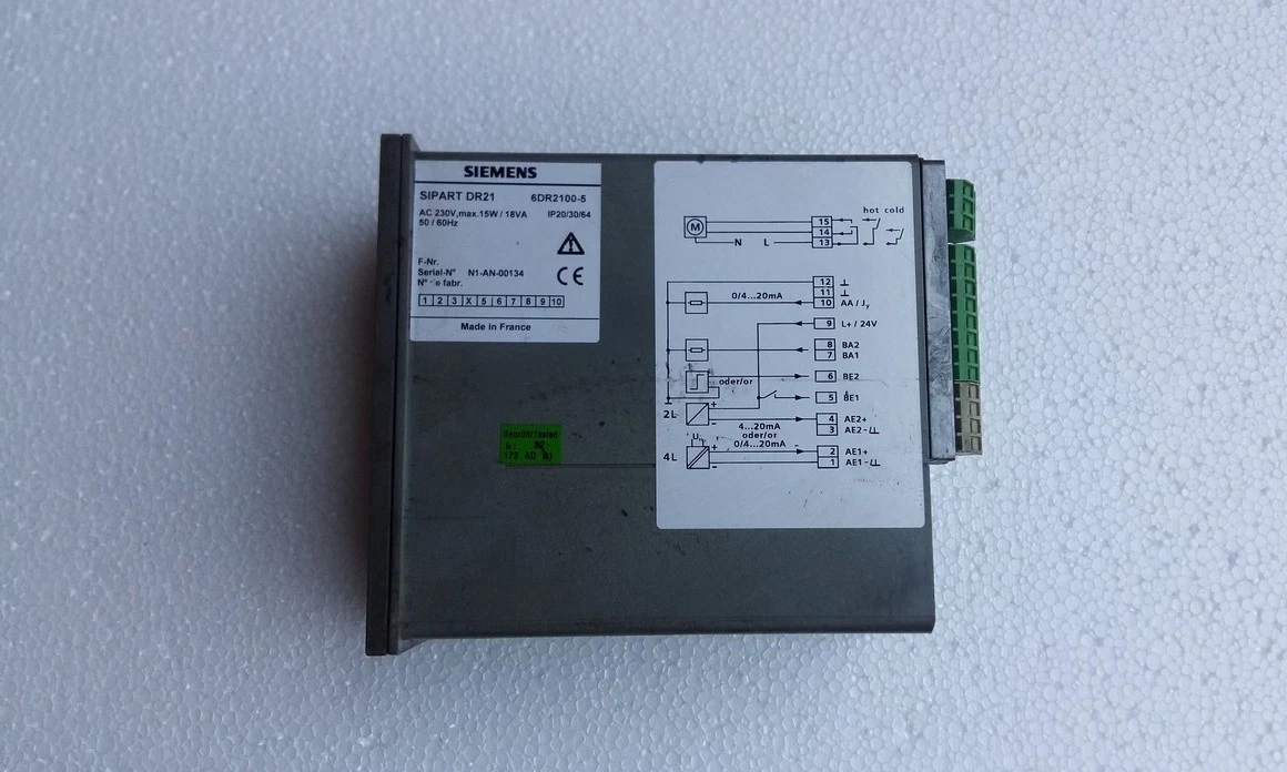admin/uploads/uploads/siemens sipart water level compact controller_2.webp